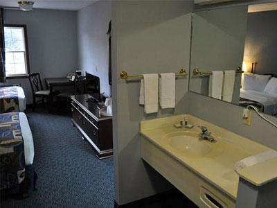 Grand Islander Hotel at Put-In-Bay