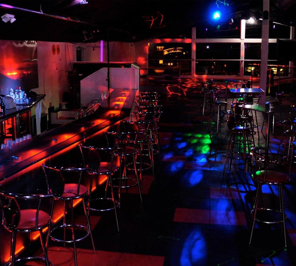 Grand Islander Hotel