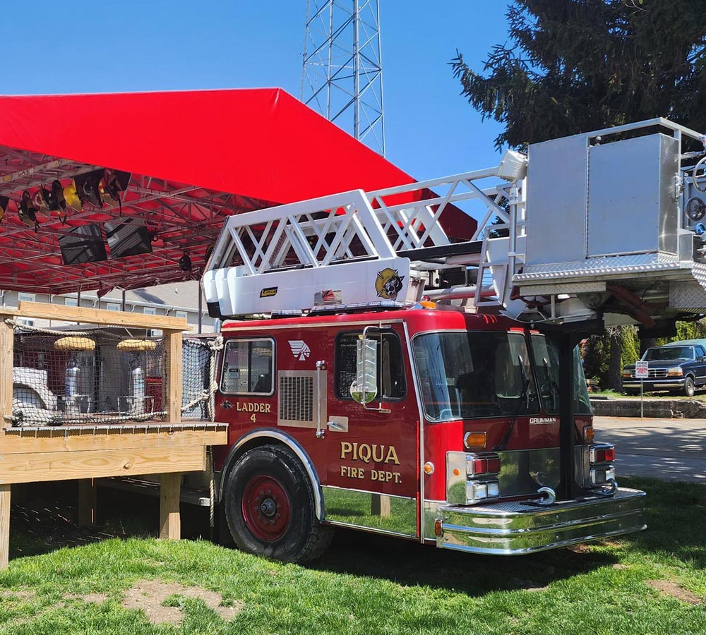 Grand Islander Hotel